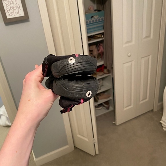 Hang Ten Women's Water Shoes - Picture 8 of 8